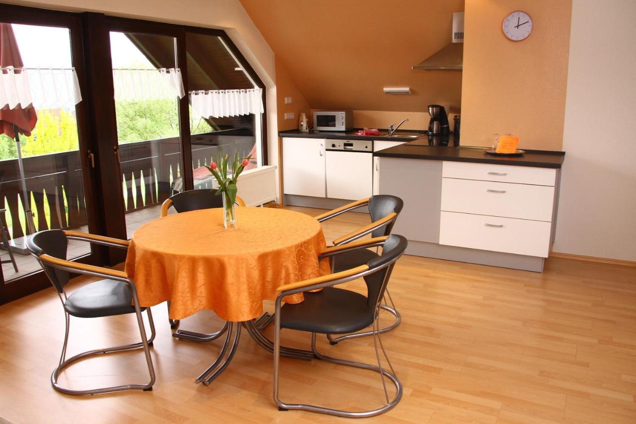 Ferienwohnungen Haus Albert Grossheubach Экстерьер фото